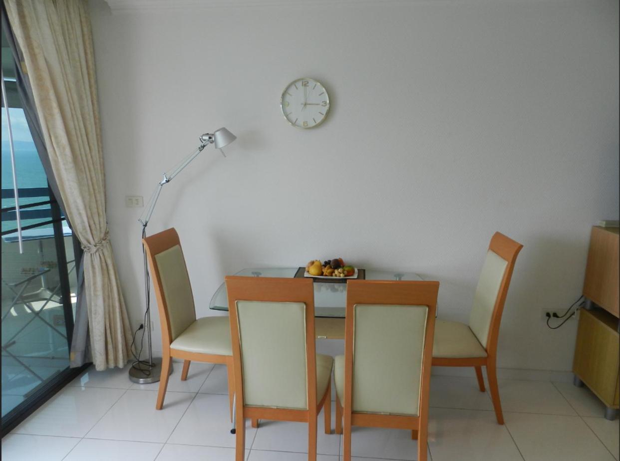 Jomtien Plaza Condotel Phòng bức ảnh