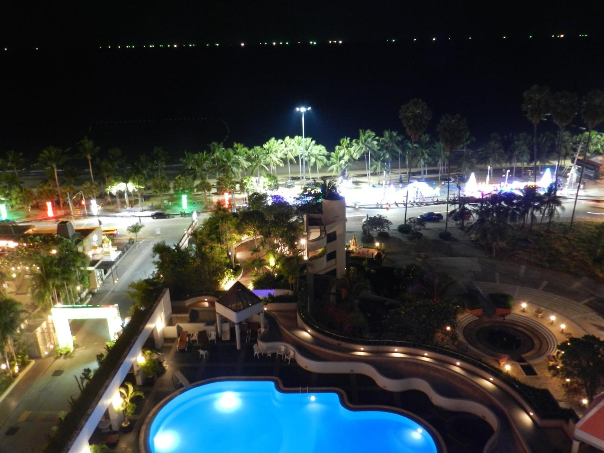 Jomtien Plaza Condotel Phòng bức ảnh
